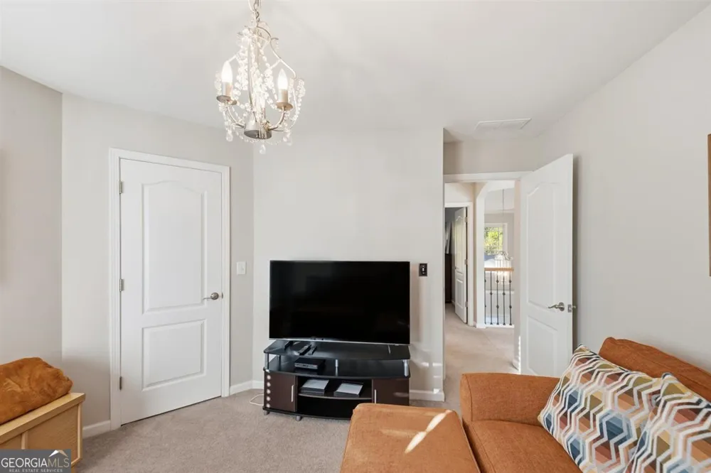 1719 Cromwell LN Lithia Springs, GA 30122