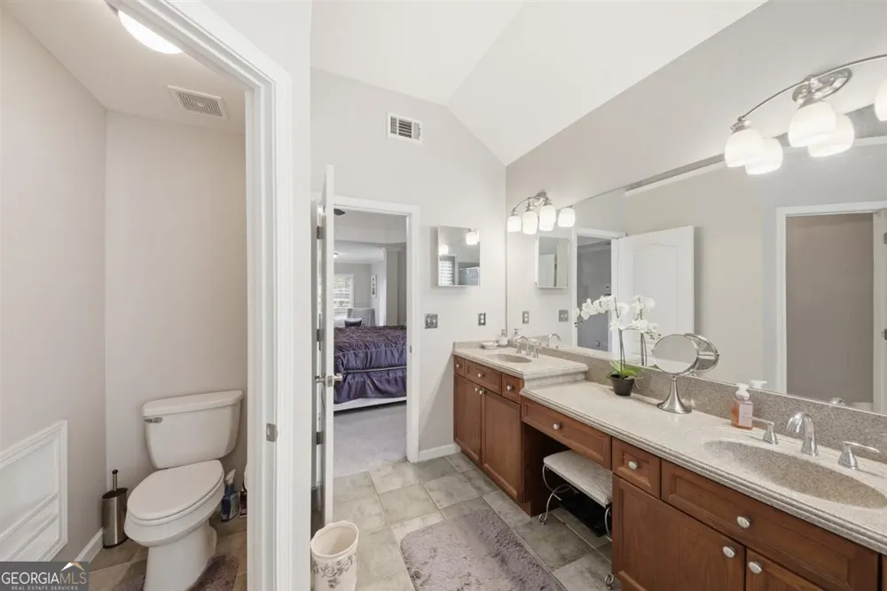 1719 Cromwell LN Lithia Springs, GA 30122