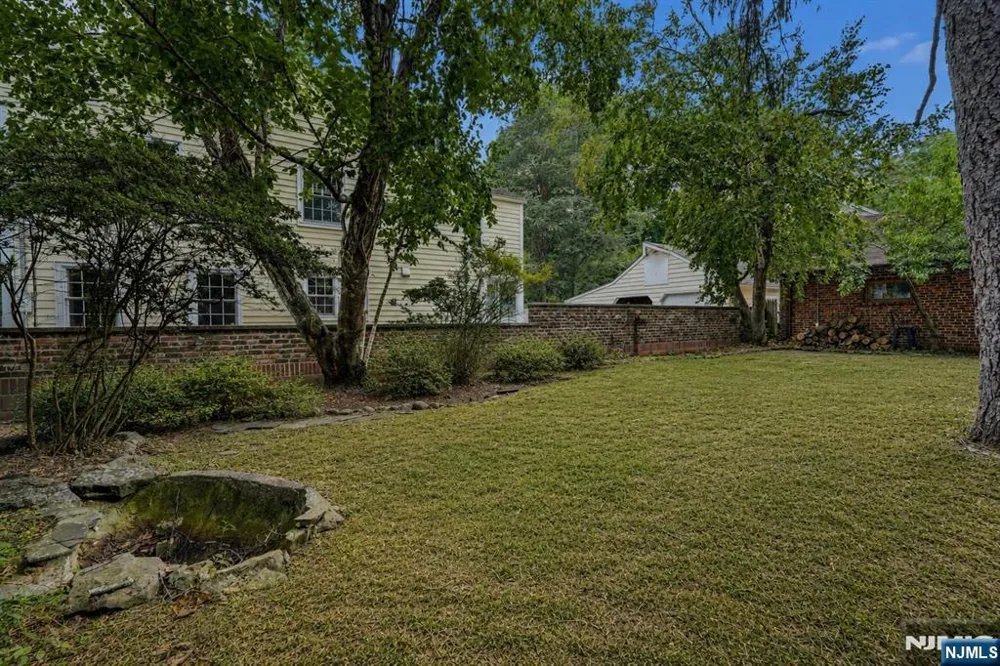 8 Harriot Avenue Harrington Park, NJ 07640