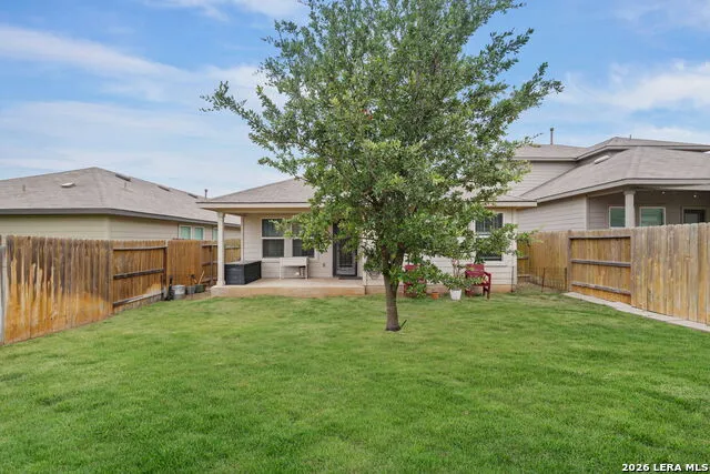 220 MIDDLE GREEN LOOP Floresville, TX 78114