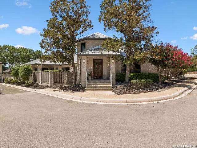 6122 Windy Knoll Windcrest, TX 78239