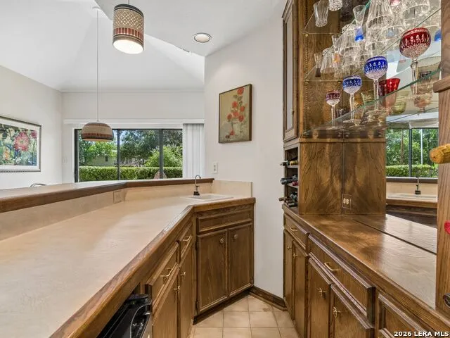 6122 Windy Knoll Windcrest, TX 78239