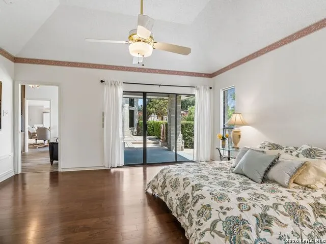 6122 Windy Knoll Windcrest, TX 78239