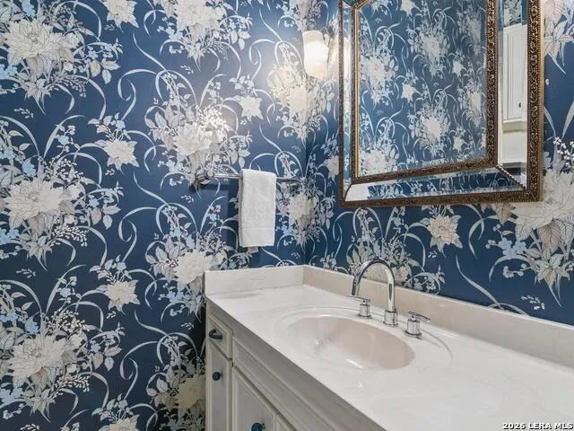 6122 Windy Knoll Windcrest, TX 78239
