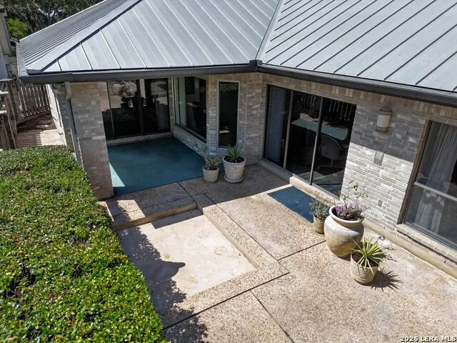 6122 Windy Knoll Windcrest, TX 78239