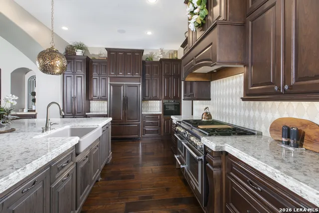 325 RIVER RDG Spring Branch, TX 78070