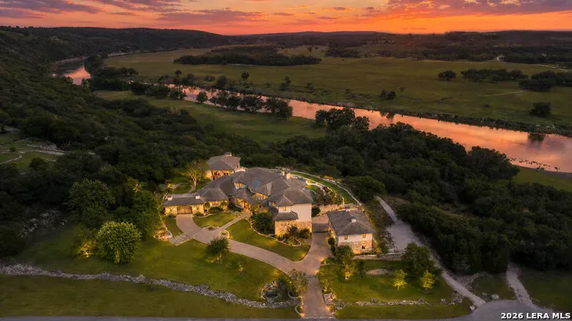 325 RIVER RDG Spring Branch, TX 78070