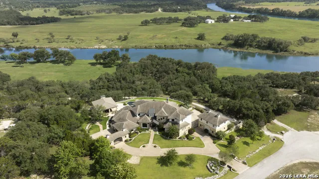 325 RIVER RDG Spring Branch, TX 78070