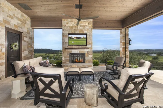 325 RIVER RDG Spring Branch, TX 78070