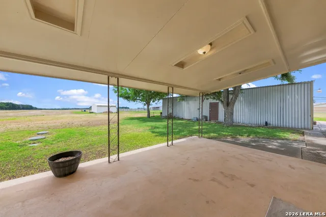 2531 LOWER SEGUIN RD Marion, TX 78124