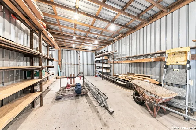 2531 LOWER SEGUIN RD Marion, TX 78124