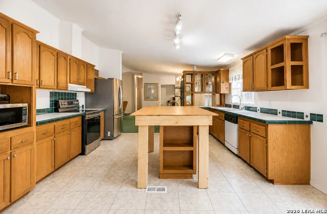 129 SHADOW MOUNTAIN RD Spring Branch, TX 78070