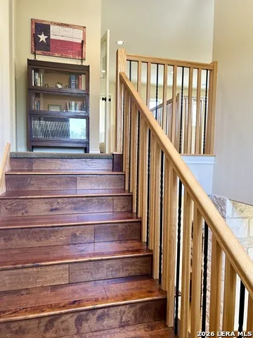 255 DOVE VALLEY DR Center Point, TX 78010