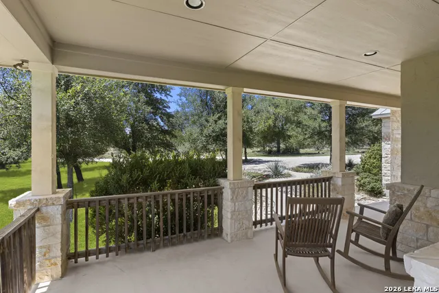 255 DOVE VALLEY DR Center Point, TX 78010