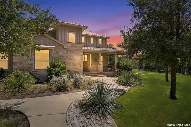 255 DOVE VALLEY DR Center Point, TX 78010