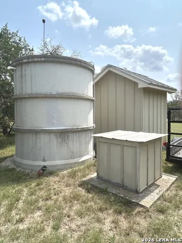 255 DOVE VALLEY DR Center Point, TX 78010