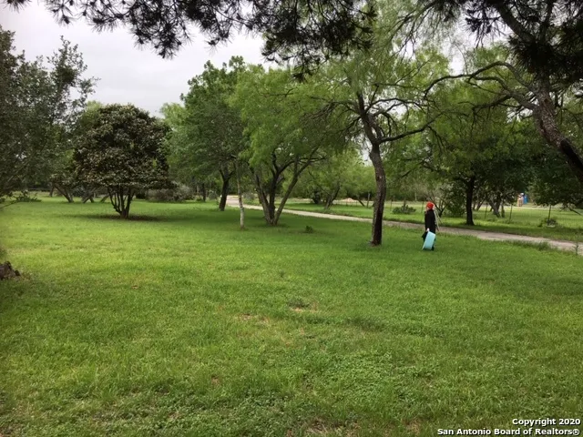 444 COUNTY ROAD 4770 Castroville, TX 78009