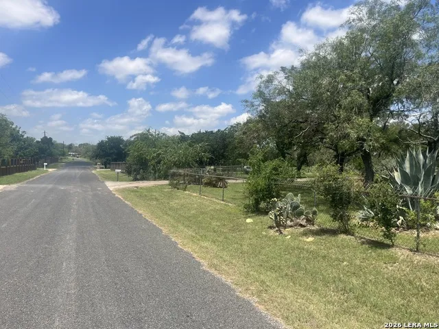 444 COUNTY ROAD 4770 Castroville, TX 78009