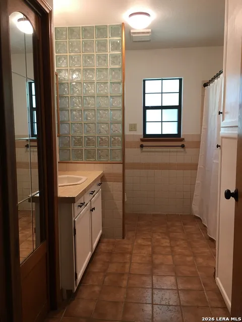 444 COUNTY ROAD 4770 Castroville, TX 78009