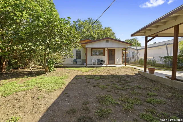 331 W Academy San Antonio, TX 78226