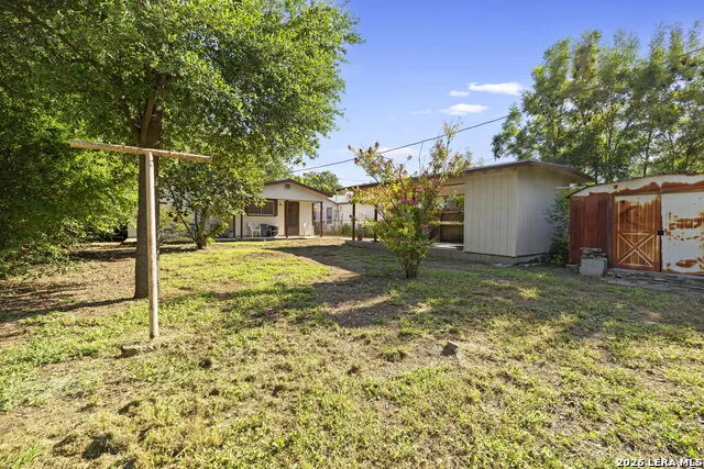 331 W Academy San Antonio, TX 78226