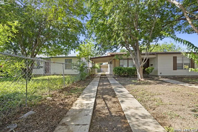 331 W Academy San Antonio, TX 78226
