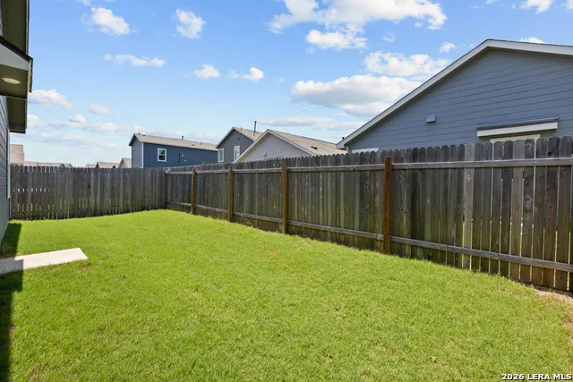 213 Basalt Dr Maxwell, TX 78656