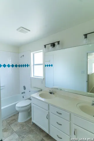 216 CORSICA DR Cibolo, TX 78108