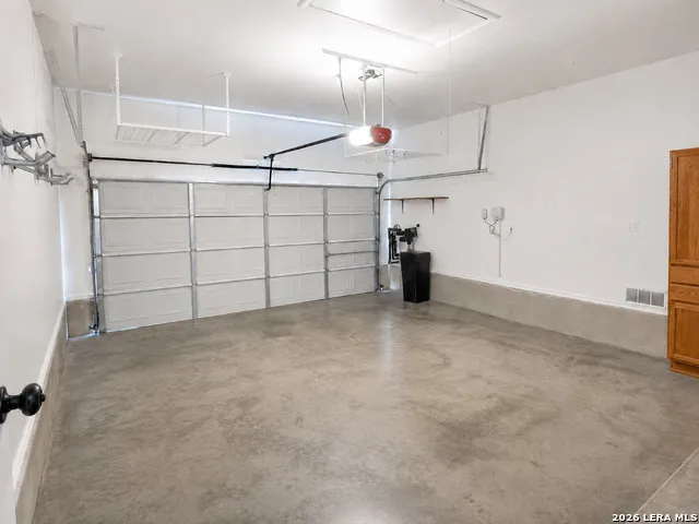 216 CORSICA DR Cibolo, TX 78108
