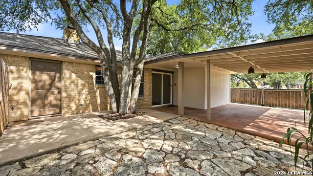 52 Persimmon DR Wimberley, TX 78676