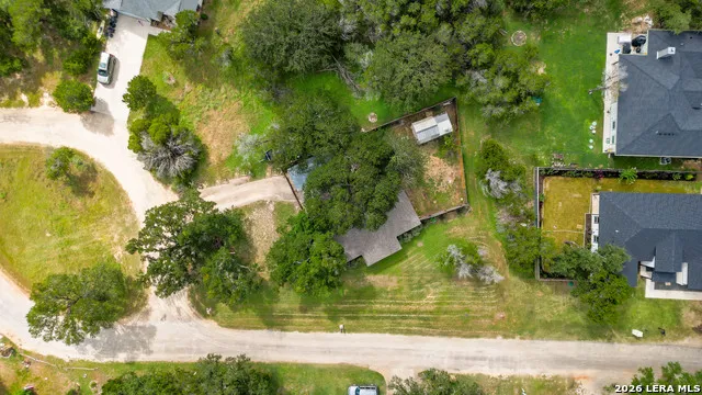 52 Persimmon DR Wimberley, TX 78676