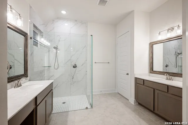 116 Highland Park Castroville, TX 78009
