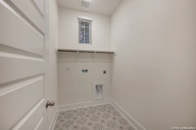 116 Highland Park Castroville, TX 78009
