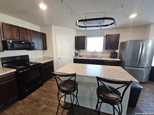 7643 HERCULES PT San Antonio, TX 78252