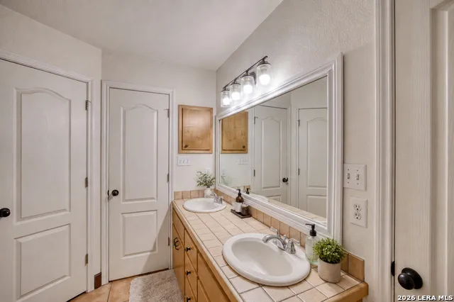 841 Sunnyvale Pl Uvalde, TX 78801