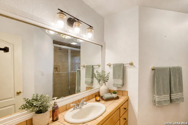 841 Sunnyvale Pl Uvalde, TX 78801