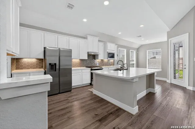 164 Jereth Crossing Castroville, TX 78009