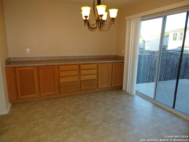 153 Hinge Chase Cibolo, TX 78108