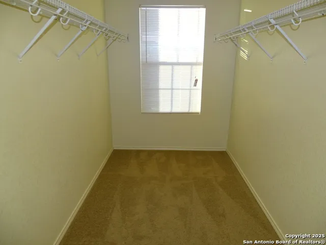 153 Hinge Chase Cibolo, TX 78108