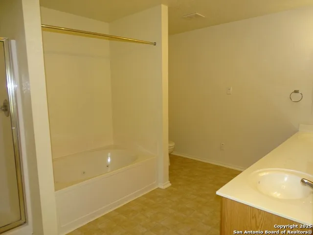 153 Hinge Chase Cibolo, TX 78108
