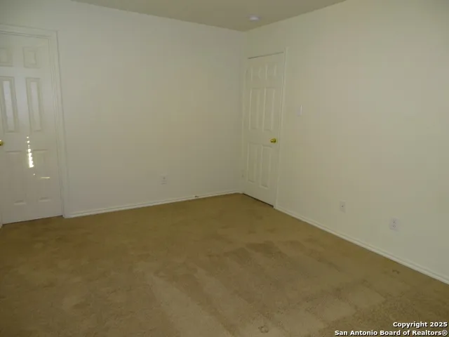 153 Hinge Chase Cibolo, TX 78108