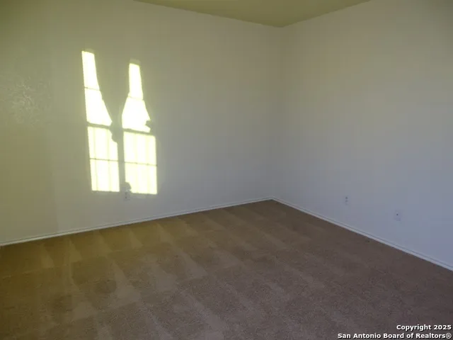 153 Hinge Chase Cibolo, TX 78108