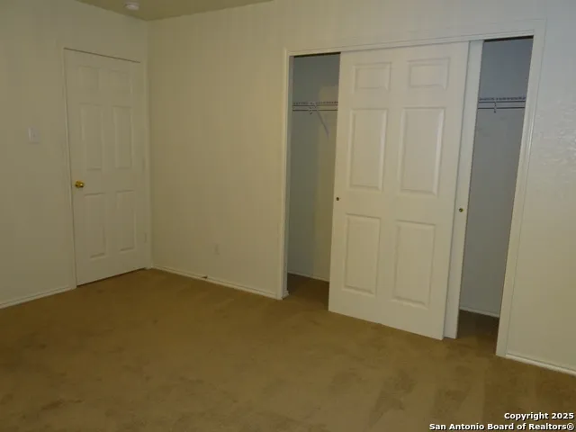 153 Hinge Chase Cibolo, TX 78108