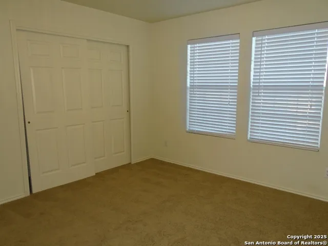 153 Hinge Chase Cibolo, TX 78108