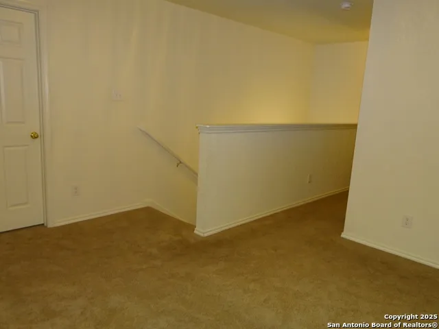 153 Hinge Chase Cibolo, TX 78108