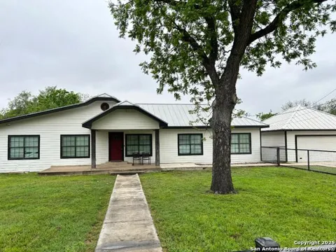 715 HIGH ST