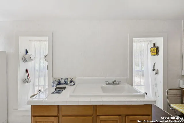 1078 FM 480 Center Point, TX 78010