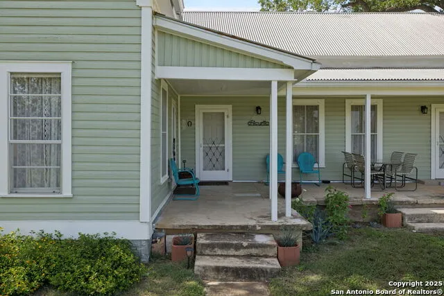1078 FM 480 Center Point, TX 78010