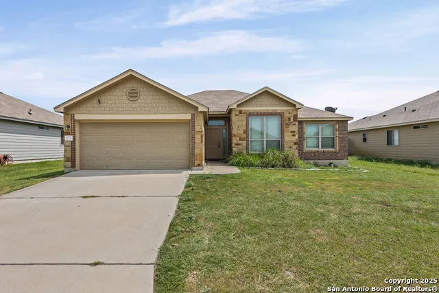 1123 jamestown Temple, TX 76504