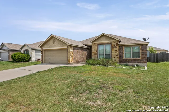 1123 jamestown Temple, TX 76504